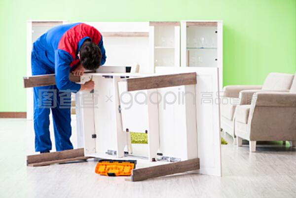 家具安装与维修服务 让破损家具重焕新生